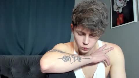 Snapshot of danny_love01 chatting on 02-20-25, 05:51 danny online show from 02-20-25, 05:51