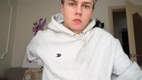 Snapshot of danny_love01 chatting on 01-06-26, 11:58 danny online show from 01-06-26, 11:58