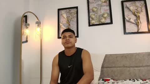 Snapshot of dannysamm chatting on 10-12-25, 12:04 dannysamm online show from 10-12-25, 12:04