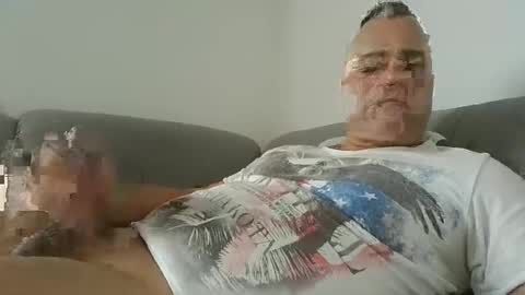 Daniel online show from 12-23-24, 10:42