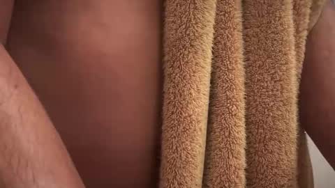 Snapshot of danserverg1 chatting on 11-18-25, 04:33 danserverg1 online show from 11-18-25, 04:33