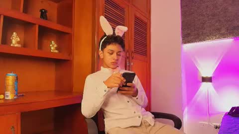 Snapshot of dante_bre chatting on 03-07-25, 12:12 dante_bre online show from 03-07-25, 12:12