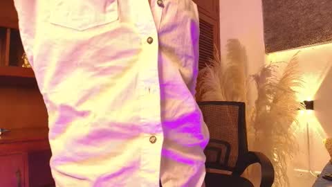 Snapshot of dante_bre chatting on 03-07-25, 06:54 dante_bre online show from 03-07-25, 06:54