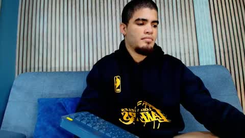 Snapshot of dante_fox_ chatting on 09-28-25, 01:22 Dante Fox online show from 09-28-25, 01:22