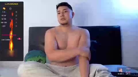  A L E J A N D R O  online show from 02-18-25, 08:58