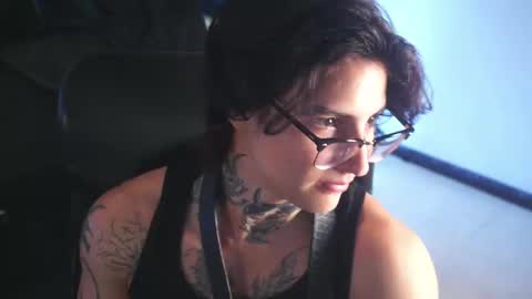 Snapshot of dantecoppolaa chatting on 02-27-25, 07:26 Dante coppola online show from 02-27-25, 07:26