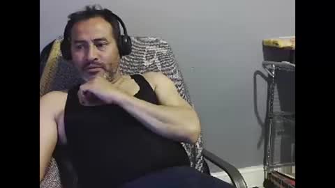 dantehot82 online show from 01-07-25, 11:24