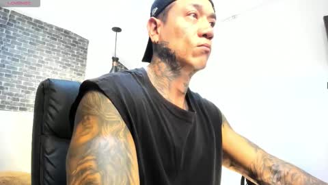 Snapshot of dantesuarez28 chatting on 01-06-26, 08:51 Dante Suarez online show from 01-06-26, 08:51