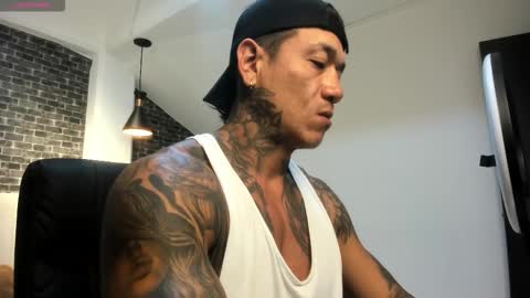 Snapshot of dantesuarez28 chatting on 01-08-26, 09:00 Dante Suarez online show from 01-08-26, 09:00