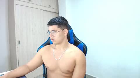 Dantraxx online show from 01-12-25, 01:58