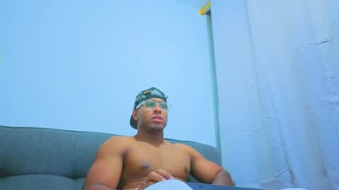 Dany online show from 03-30-26, 01:28