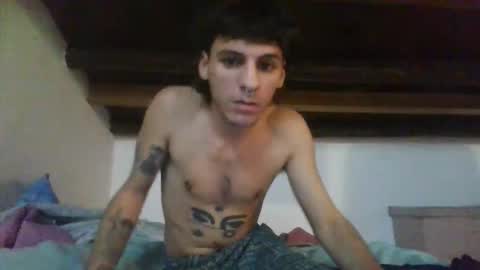 Snapshot of dany_peque chatting on 11-08-25, 04:01 dany_peque online show from 11-08-25, 04:01