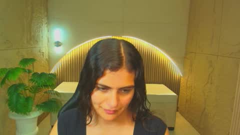 Dany online show from 12-17-25, 01:06