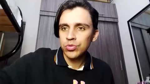 Snapshot of danylano chatting on 11-16-25, 09:42 Daniel online show from 11-16-25, 09:42