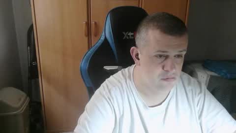 Snapshot of danysanchez1981 chatting on 02-27-26, 09:42 danysanchez1981 online show from 02-27-26, 09:42