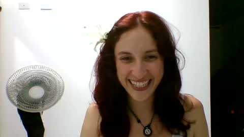 Snapshot of danysca chatting on 07-26-26, 06:43 Danysca online show from 07-26-26, 06:43