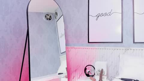 Snapshot of daphne81_ chatting on 09-10-25, 02:11 Daphne online show from 09-10-25, 02:11