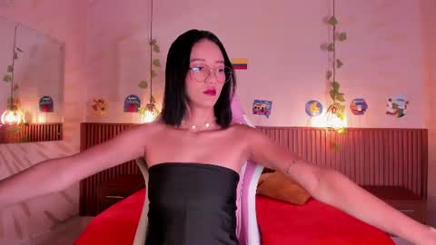 Daphne online show from 07-17-26, 03:02