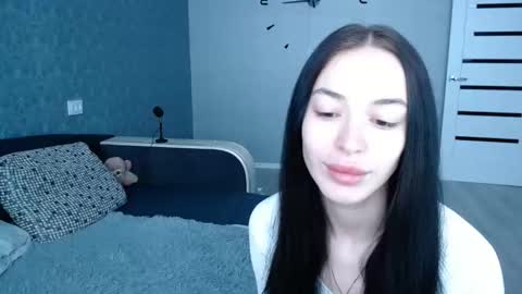 Daphne Darkthorn online show from 11-24-25, 11:10