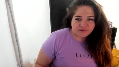 daphnegirlsexxy online show from 05-18-26, 09:20