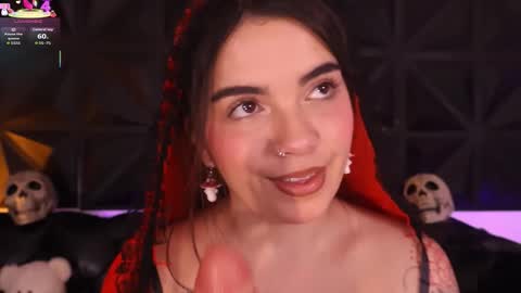 Daphne online show from 10-30-25, 01:45