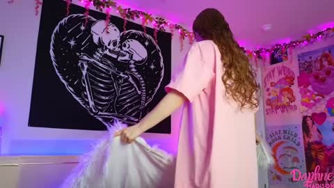 Daphne Madison online show from 03-10-25, 08:56