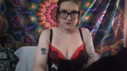 Snapshot of daphnerose22 chatting on 03-25-26, 06:30 Natasha-Rose online show from 03-25-26, 06:30