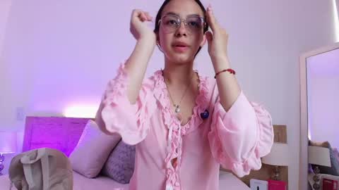 daphnevalucci online show from 04-27-26, 08:07