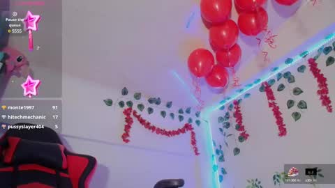 Snapshot of daphnewalker__ chatting on 02-17-25, 04:59 Daphne online show from 02-17-25, 04:59