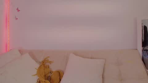 Snapshot of daphnewalker__ chatting on 12-05-25, 11:19 Daphne online show from 12-05-25, 11:19