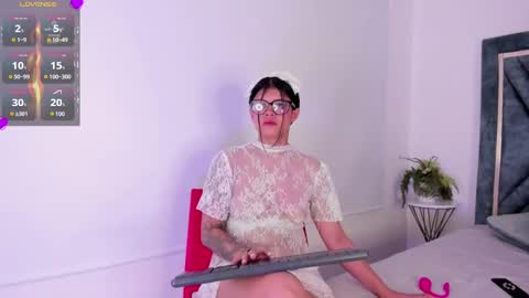 Snapshot of dapnne_ chatting on 01-11-25, 08:32 Daphne online show from 01-11-25, 08:32