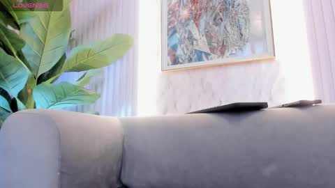    online show from 11-02-25, 12:07