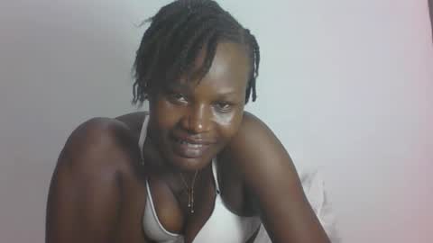 Snapshot of darberry21 chatting on 05-15-26, 05:09 ESTHER online show from 05-15-26, 05:09