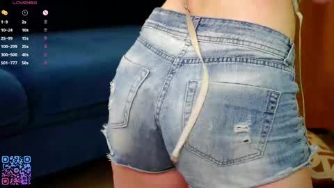 Rina online show from 04-21-26, 02:56