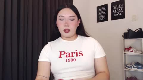 DARCY online show from 10-25-25, 05:04