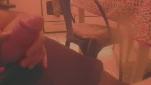 Snapshot of dardardar34 chatting on 10-21-25, 12:00 dardardar34 online show from 10-21-25, 12:00