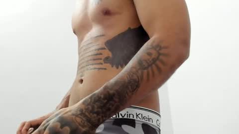 darianfx01 online show from 04-23-26, 10:56