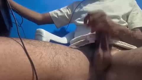 dariel_17 online show from 04-30-26, 06:09