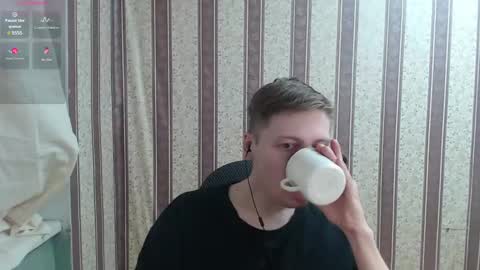 darienlarge online show from 03-05-25, 04:35