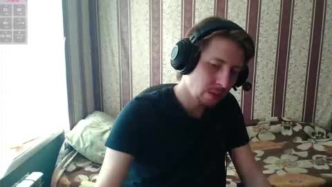 darienlarge online show from 10-17-25, 08:06