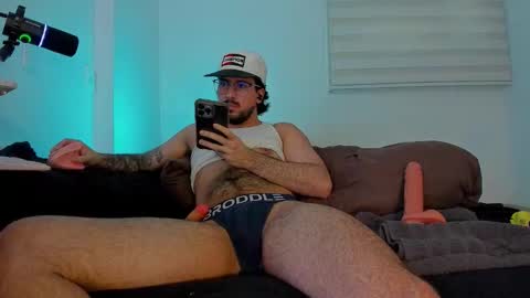 Snapshot of darioftm chatting on 03-30-26, 11:17 DarioFTM online show from 03-30-26, 11:17