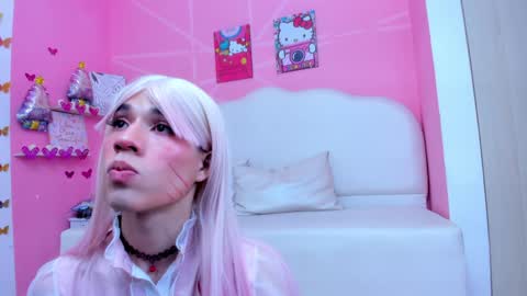 DaripQueen online show from 01-31-25, 05:42