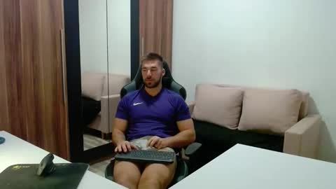 darius_94 online show from 10-15-25, 02:44