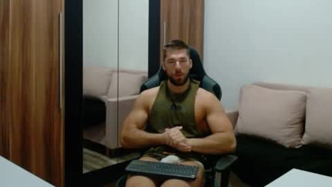 darius_94 online show from 02-11-26, 05:34