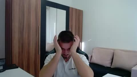 darius_94 online show from 07-25-26, 05:38