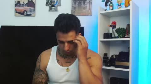 Darius Phoenix  online show from 01-04-25, 04:32