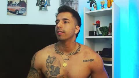 Darius Phoenix  online show from 01-04-25, 07:34