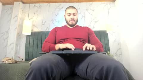 Snapshot of darius_wolfe chatting on 05-12-26, 11:18 Darius online show from 05-12-26, 11:18
