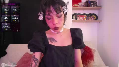 Snapshot of dark__nymph chatting on 05-10-26, 06:35 Dark online show from 05-10-26, 06:35