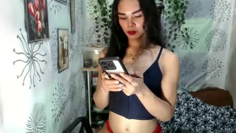 Snapshot of dark_angelxxx94 chatting on 02-04-25, 12:33 yushico online show from 02-04-25, 12:33